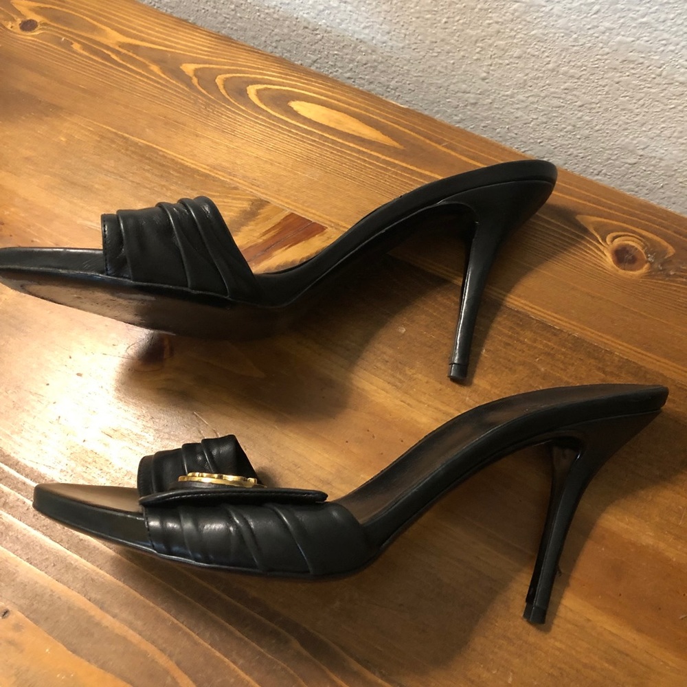 Authentic Gucci Heels - Picture 5 of 8